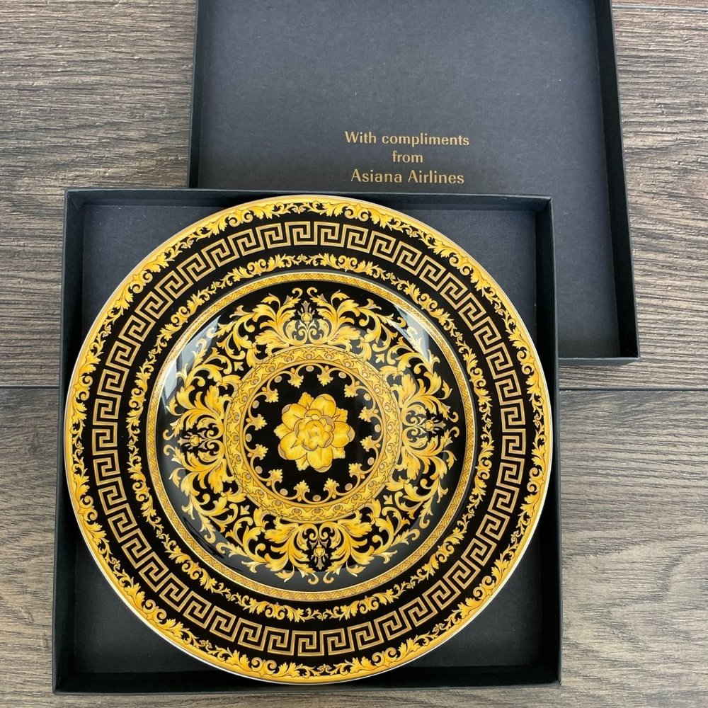 SOLD OUT - Rosenthal Versace Floralia Gold Wall Plate 7" - 18 cm with Box